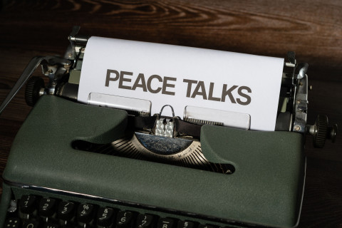 DRC Peace Talks Move to Switzerland — Fighting Still Goes On