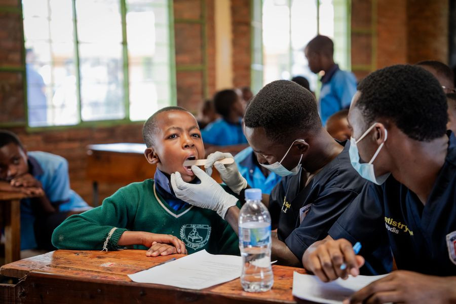 Cholera Spreads Across Central Africa's River and Lake Basins