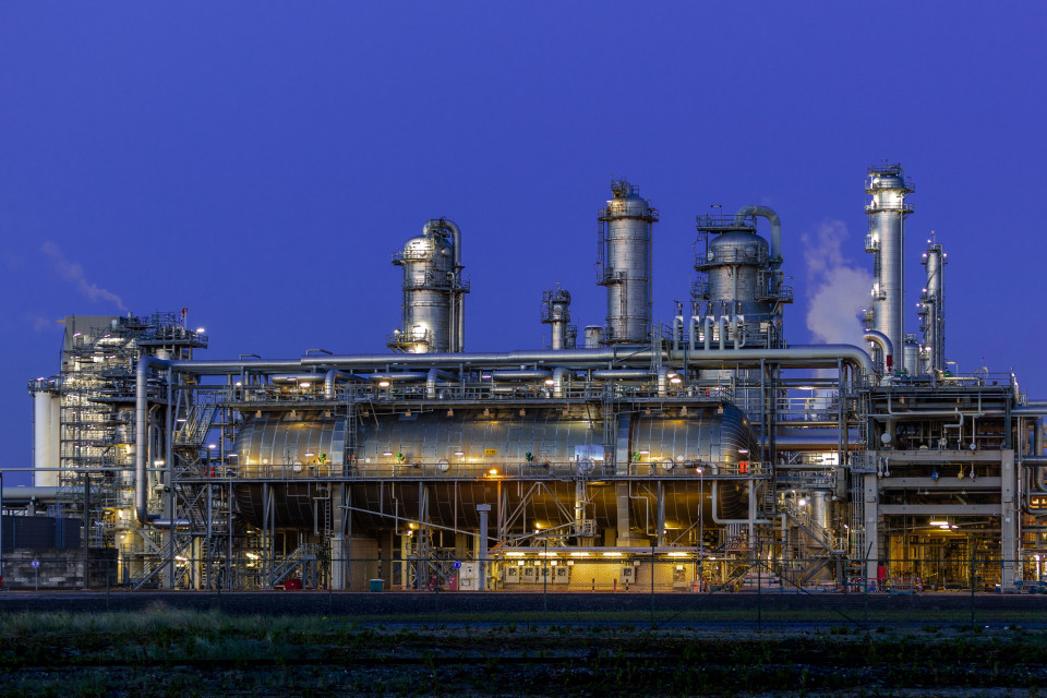 Kenyan President Defends $16 Billion Lamu Oil Refinery Project