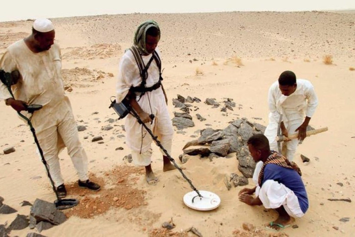 Air Strikes Near Sudan-Egypt Border Kill Dozens of Gold Miners