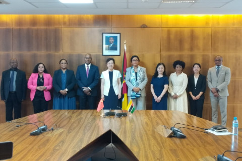 China Agrees to Reschedule Mozambique's Debt to Ease Budgetary Pressure